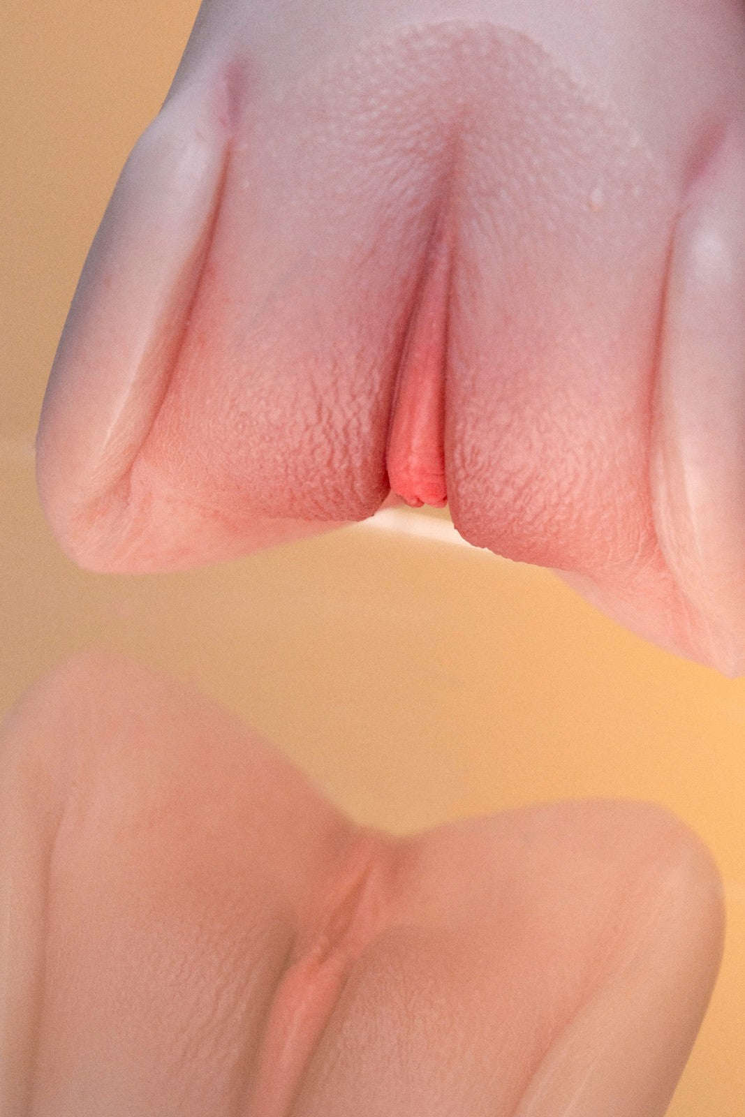 Slippery Handheld Male Masturbator