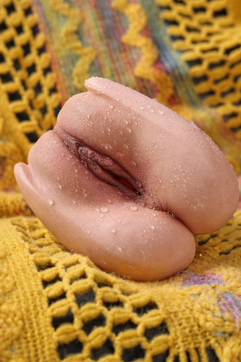 Hot Wife - Mini Silicone Masturbator – Ultra-Soft Silicone - In Stock | US Only