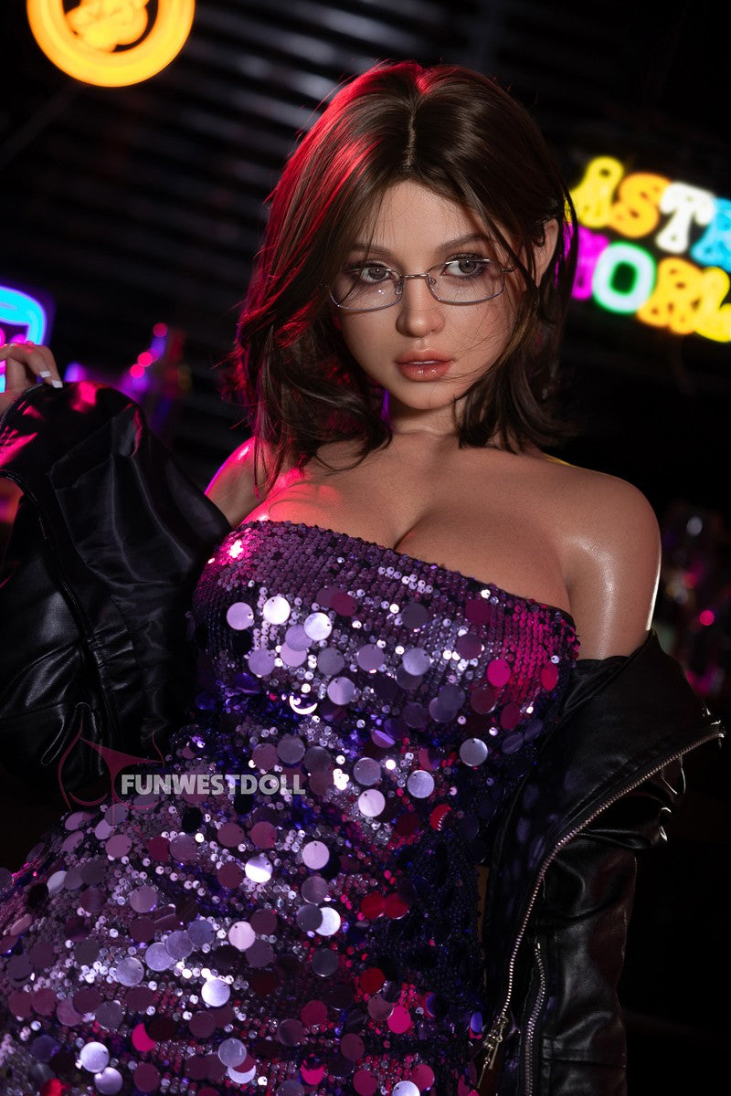 157cm (5ft2") G-Cup Curvy Latina Silicone Sex Doll – FSD031 - In Stock | EU Only
