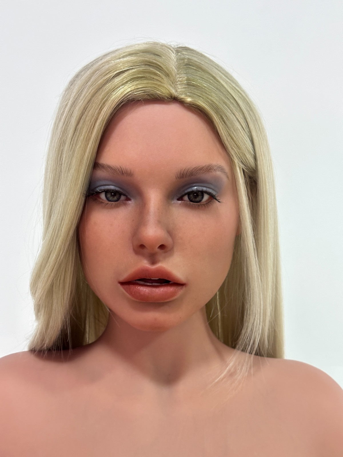 164cm (5ft5") G-Cup Silicone Sex Doll – ZXE211_2ZX164G-110