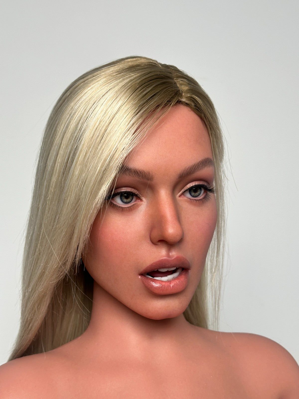 165cm (5ft5") D-Cup Silicone Sex Doll – ZXE213_2ZX165D-122-Tan