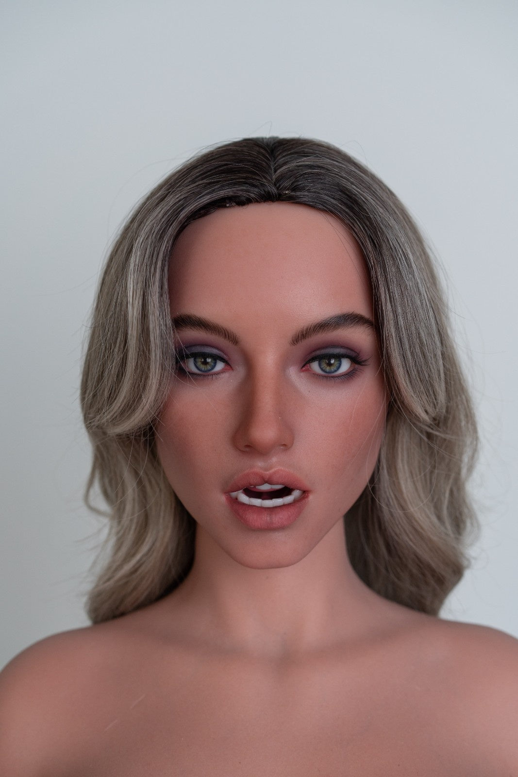 164cm (5ft5") G-Cup Silicone Sex Doll – ZXE216_1ZX164G-108