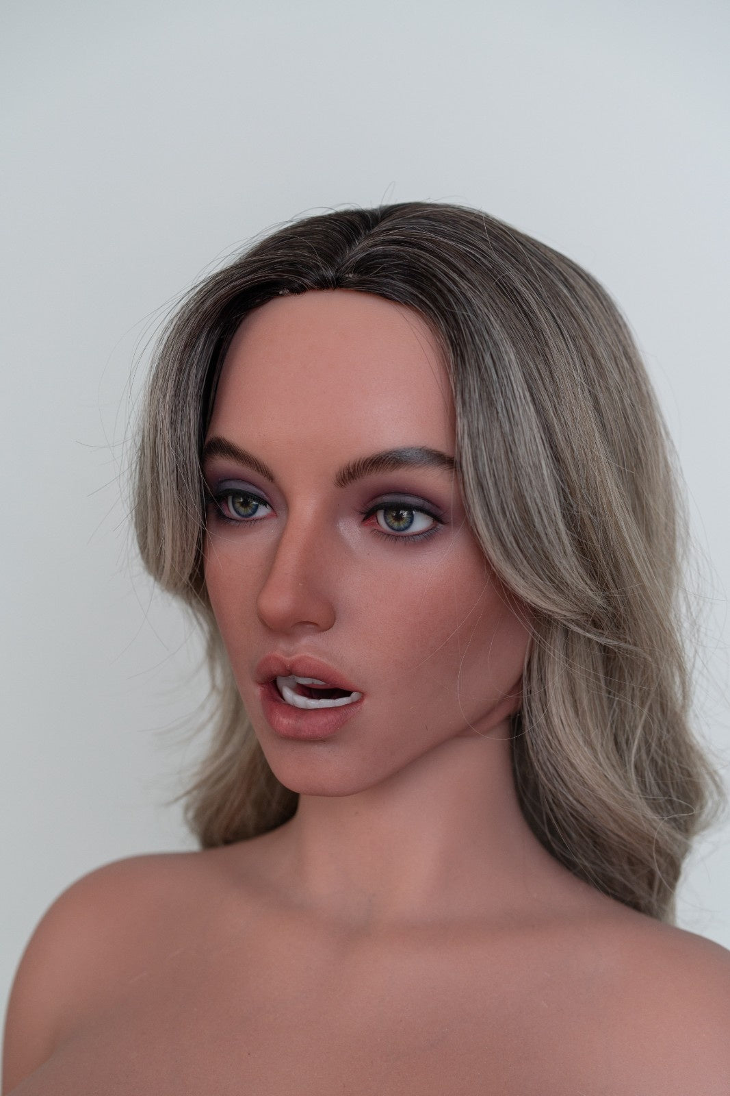 164cm (5ft5") G-Cup Silicone Sex Doll – ZXE216_1ZX164G-108